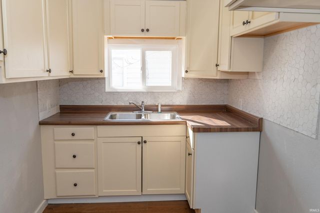 925 Sancome Avenue, South Bend, IN 46628