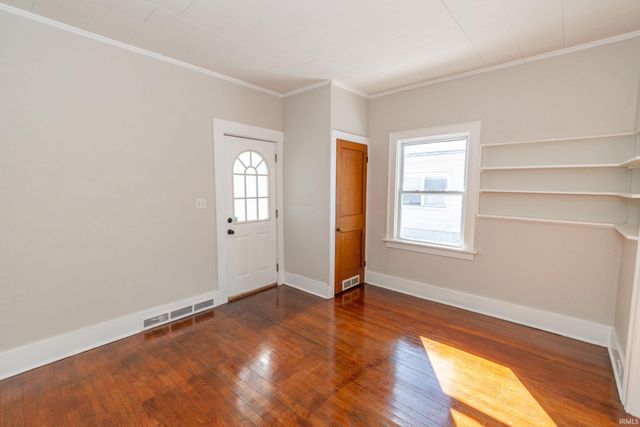 925 Sancome Avenue, South Bend, IN 46628