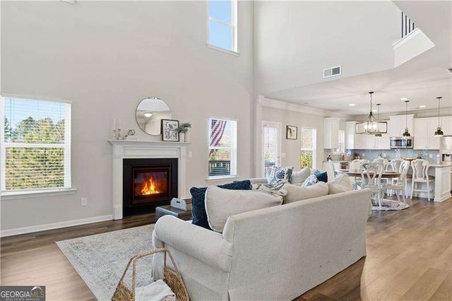 705 Owens Circle, Canton, GA 30115