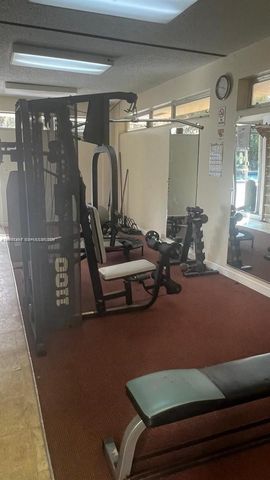 17890 W Dixie 302, Miami, FL 33160