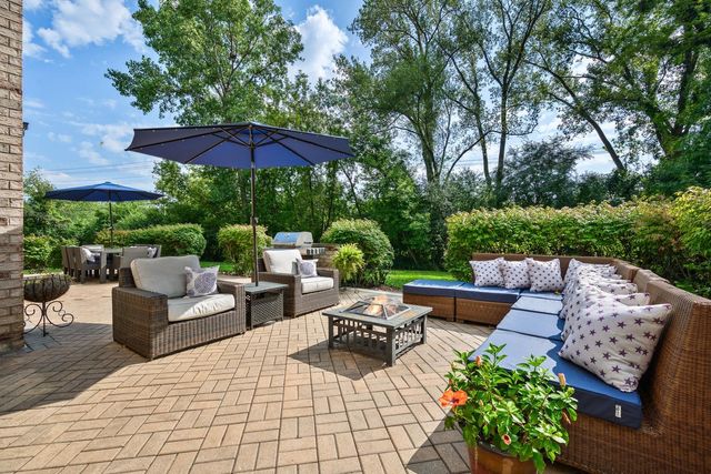 1630 Ridge Road, Highland Park, IL 60035