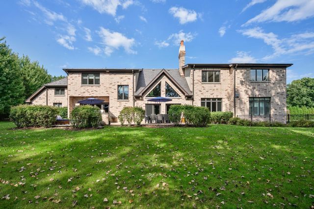 1630 Ridge Road, Highland Park, IL 60035