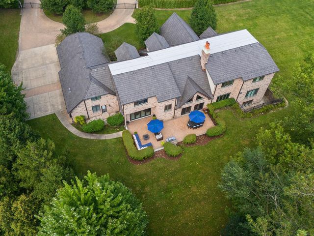 1630 Ridge Road, Highland Park, IL 60035