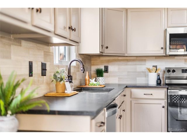 5083 Goshawk Ct, Brighton, CO 80601