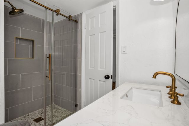 1403 Harpole Road E, Argyle, TX 76226