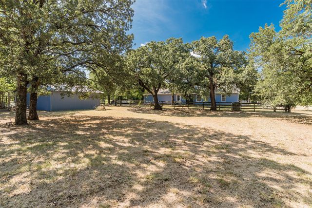 1403 Harpole Road E, Argyle, TX 76226