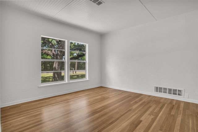 1403 Harpole Road E, Argyle, TX 76226