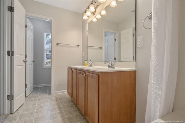 185 Oakmount Drive, Raeford, NC 28376