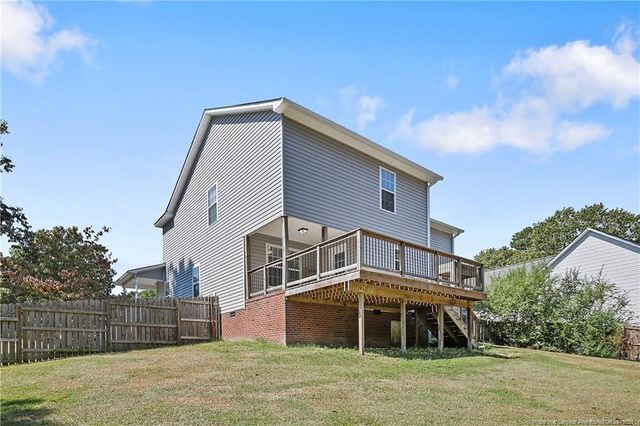 185 Oakmount Drive, Raeford, NC 28376