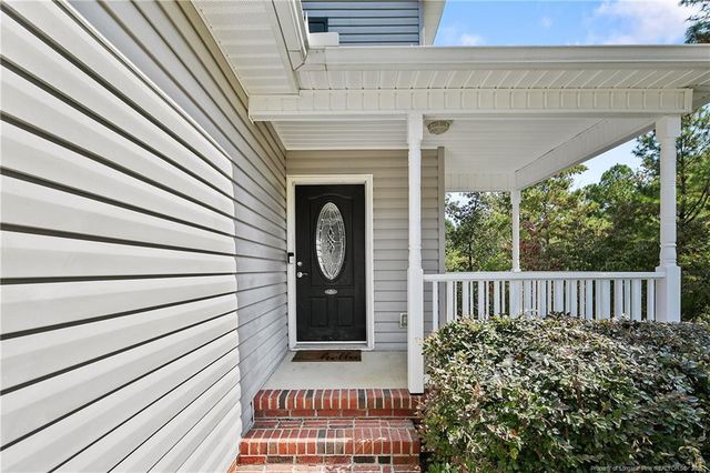 185 Oakmount Drive, Raeford, NC 28376