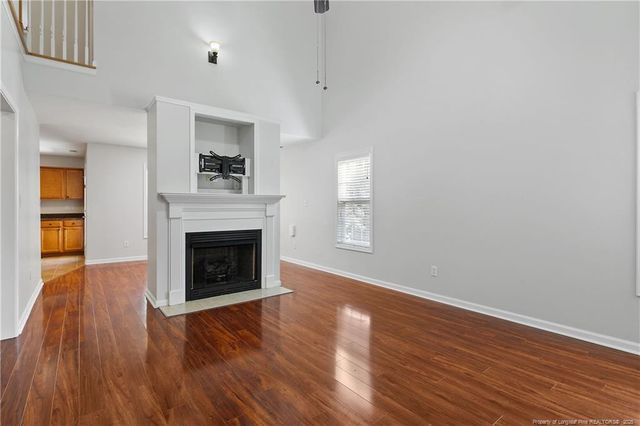 185 Oakmount Drive, Raeford, NC 28376