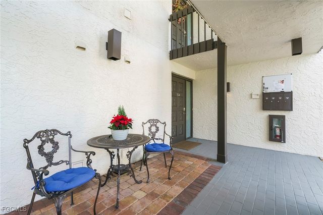 4575 Trawler CT 104, Fort Myers, FL 33919