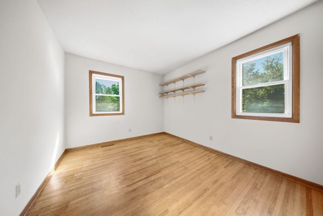 16746 Gannon Avenue W, Rosemount, MN 55068