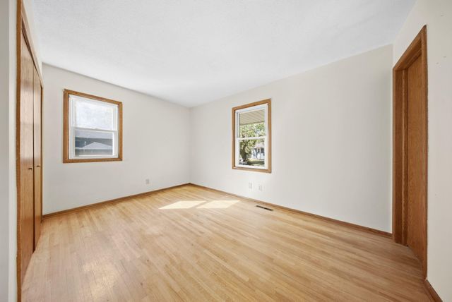 16746 Gannon Avenue W, Rosemount, MN 55068