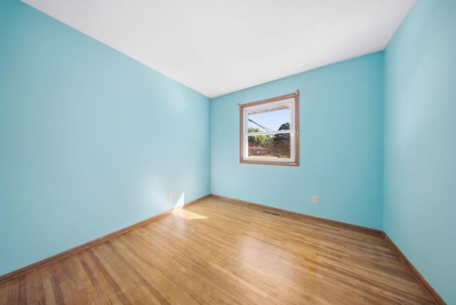 16746 Gannon Avenue W, Rosemount, MN 55068