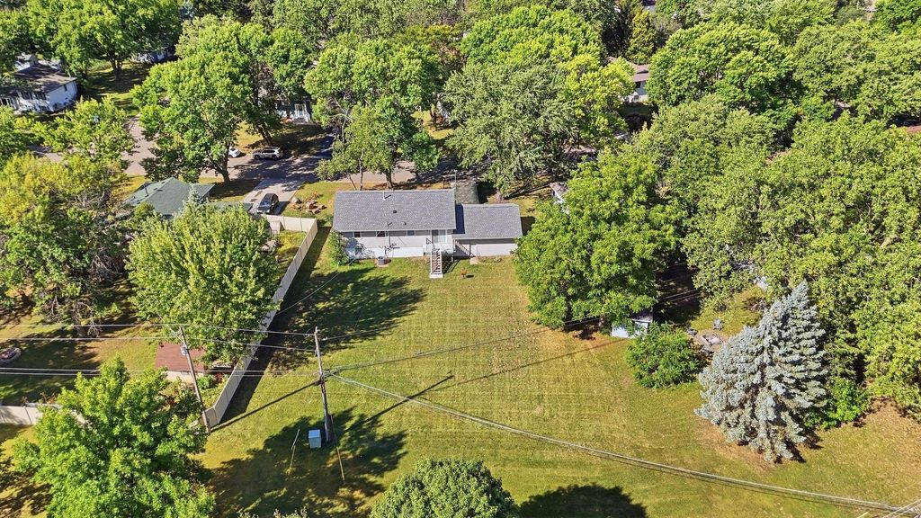 16746 Gannon Avenue W, Rosemount, MN 55068 — photo 2