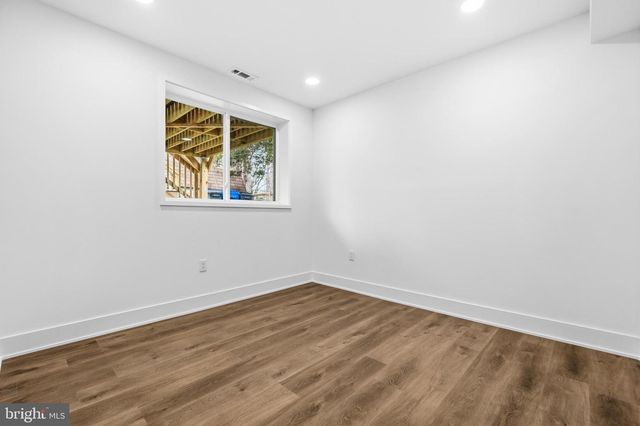 1210 BANNISTER CIR, Waldorf, MD 20602