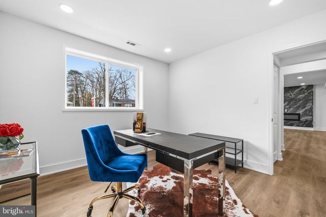 1210 BANNISTER CIR, Waldorf, MD 20602