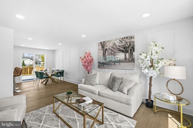 1210 BANNISTER CIR, Waldorf, MD 20602