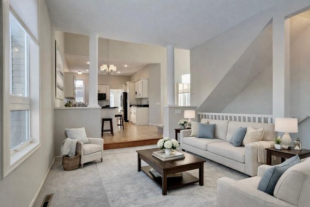 2338 Manuela Drive, Chaska, MN 55318