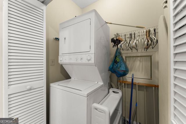 20 Gleneagle Court 303A, Clayton, GA 30525