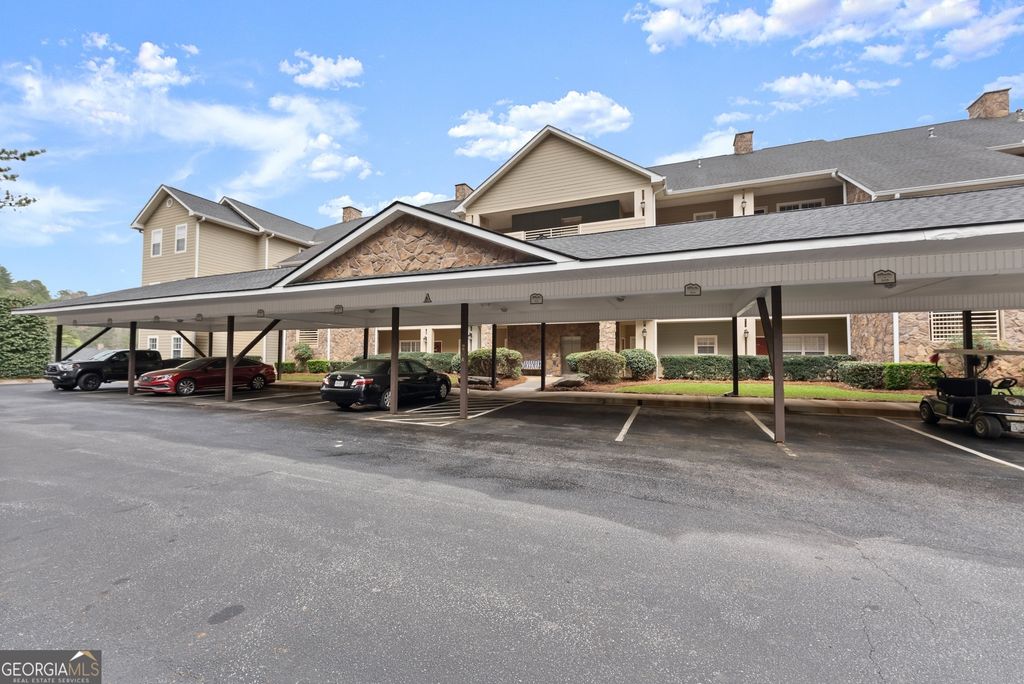 20 Gleneagle Court 303A, Clayton, GA 30525 — photo 2