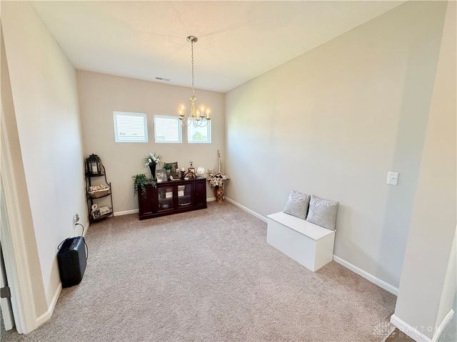 530 E Westbrook Road, Brookville, OH 45309