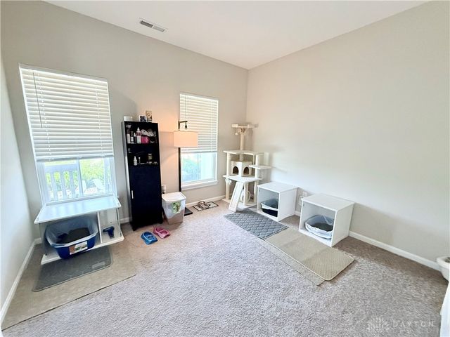 530 E Westbrook Road, Brookville, OH 45309