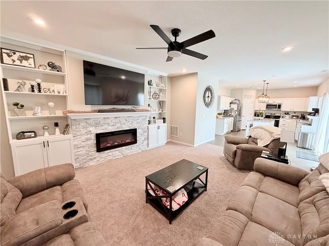 530 E Westbrook Road, Brookville, OH 45309