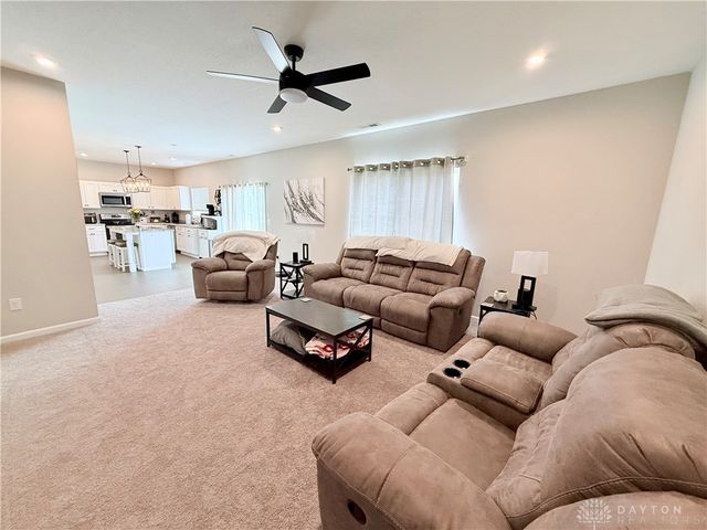 530 E Westbrook Road, Brookville, OH 45309