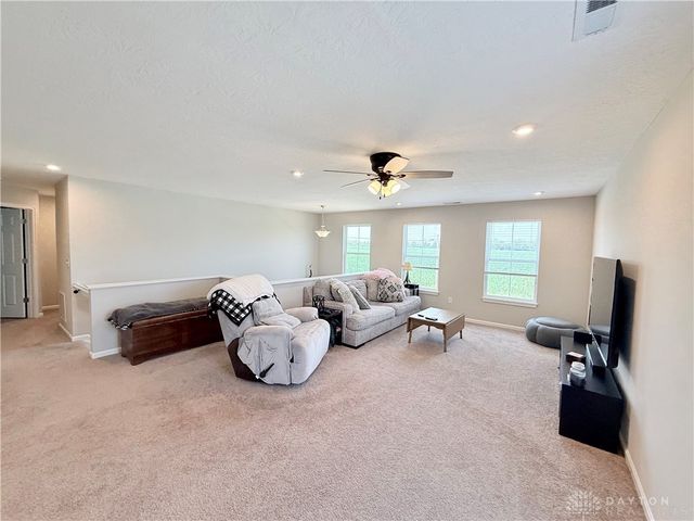 530 E Westbrook Road, Brookville, OH 45309