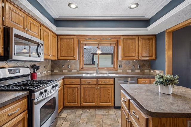 9769 Kirkwood Lane N, Maple Grove, MN 55369