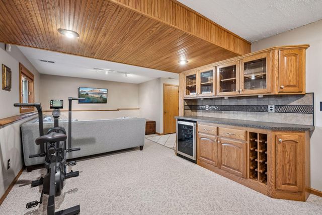 9769 Kirkwood Lane N, Maple Grove, MN 55369