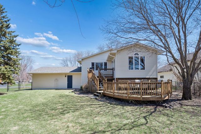 9769 Kirkwood Lane N, Maple Grove, MN 55369