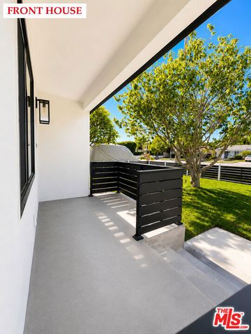 2808 S Barrington, Los Angeles, CA 90064
