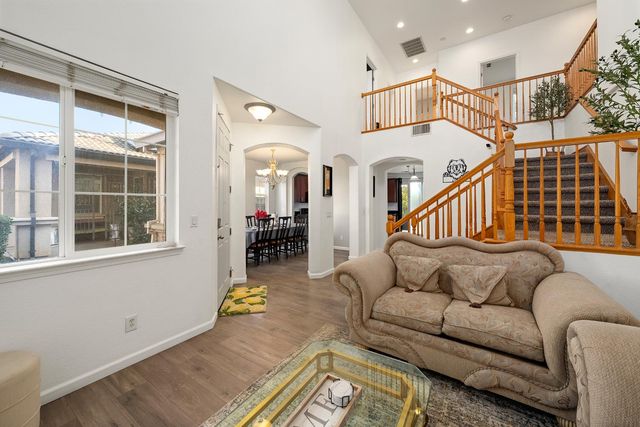 1558 Clear Water Ct, Marysville, CA 95901