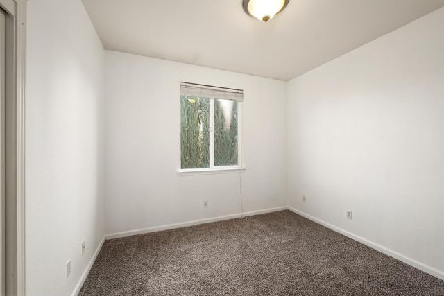 1558 Clear Water Ct, Marysville, CA 95901