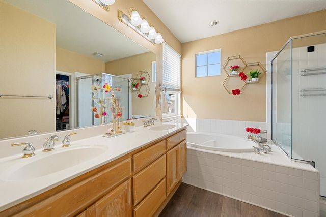 1558 Clear Water Ct, Marysville, CA 95901