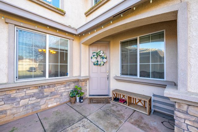 1558 Clear Water Ct, Marysville, CA 95901