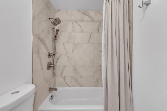 6050 Henderson 9, La Mesa, CA 91942