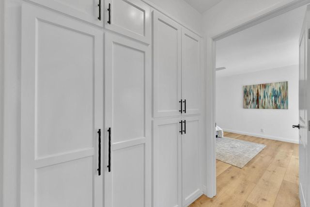 6050 Henderson 9, La Mesa, CA 91942