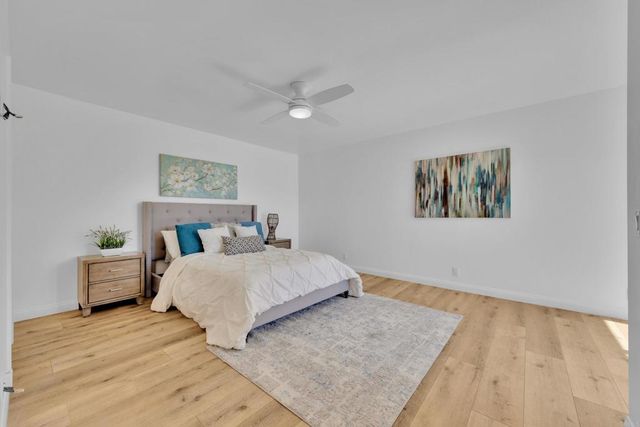 6050 Henderson 9, La Mesa, CA 91942