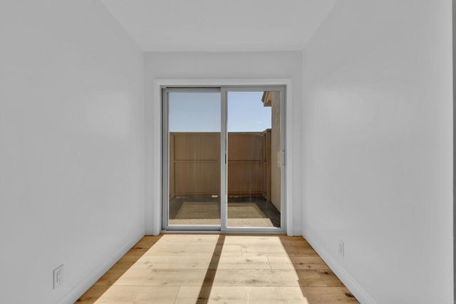 6050 Henderson 9, La Mesa, CA 91942