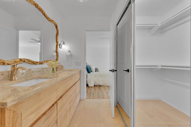 6050 Henderson 9, La Mesa, CA 91942