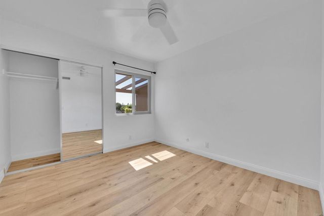 6050 Henderson 9, La Mesa, CA 91942