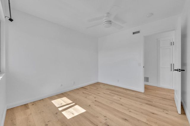 6050 Henderson 9, La Mesa, CA 91942