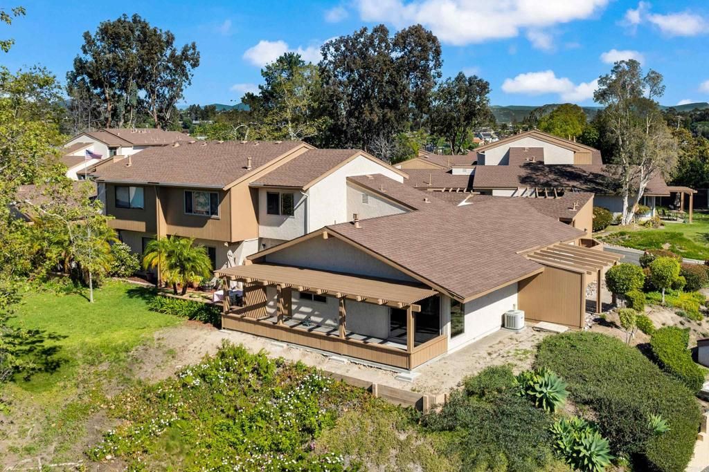 6050 Henderson 9, La Mesa, CA 91942