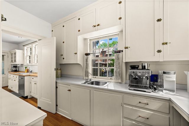 2928 Attleboro Road, Shaker Heights, OH 44120