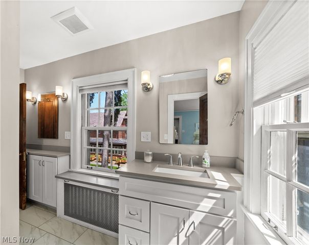2928 Attleboro Road, Shaker Heights, OH 44120
