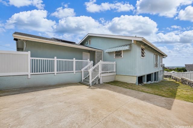 92-528 Uhiuala Street, Kapolei, HI 96707